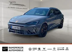 Grau (graphene grau) Gebraucht 2025 Cupra Leon VZ Limousine | 53.990 €