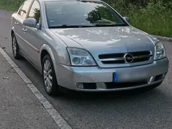 Grau Gebraucht 2002 Opel Vectra Limousine | 1.350 € (Fairer Preis)