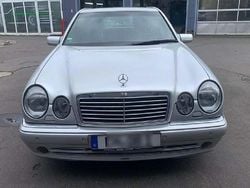 Silber Gebraucht 1996 Mercedes E50 AMG AMG Limousine | 35.990 €