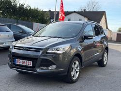 Grau Gebraucht 2016 Ford Kuga Titanium SUV | 15.850 € (Guter Preis)