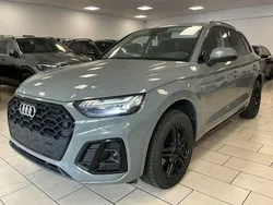 Hellgrau Gebraucht 2021 Audi Q5 S-Line SUV | 35.400 € (Guter Preis)
