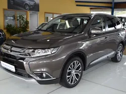Braun Gebraucht 2017 Mitsubishi Outlander Top SUV | 18.880 € (Fairer Preis)