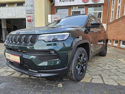 Grün (tecno green/dach schwarz) Neu 2025 Jeep Compass North SUV | 40.950 € (Etwas zu teuer)