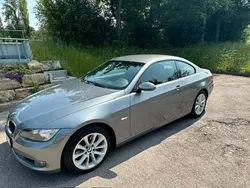 Grau Gebraucht 2010 BMW 320 Coupé | 9.250 € (Fairer Preis)