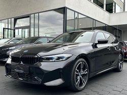 Schwarz Gebraucht 2023 BMW 330e M Sport Kombi | 38.980 € (Fairer Preis)