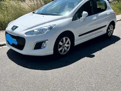 Weiß Gebraucht 2010 Peugeot 308 Urban Move Limousine | 3.800 € (Fairer Preis)