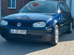 Blau Gebraucht 2000 VW Golf IV Limousine | 2.700 € (Fairer Preis)
