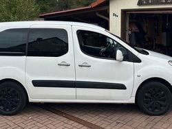 Weiß Gebraucht 2018 Citroën Berlingo PureTech Van / Kleinbus | 11.000 € (Superpreis)