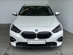 Weiß Gebraucht 2024 BMW 218 Advantage Coupé | 27.444 € (Guter Preis)
