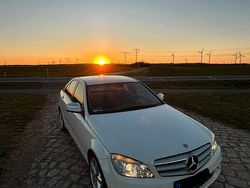 Weiß Gebraucht 2008 Mercedes C180 Limousine | 8.600 €