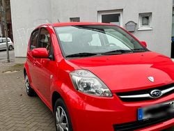Rot Gebraucht 2009 Subaru Justy Kleinwagen | 1.800 € (Guter Preis)