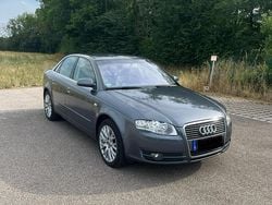 Grau Gebraucht 2006 Audi A4 Limousine | 4.300 € (Fairer Preis)
