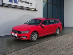 Tornadorot Gebraucht 2022 VW Passat Business Kombi | 19.950 € (Guter Preis)