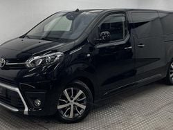 Graphitschwarz Gebraucht 2021 Toyota Proace Verso Executive Kombi | 40.870 €