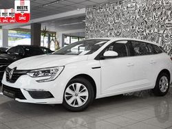 Weiß Gebraucht 2019 Renault Mégane IV Life Limousine | 13.080 € (Fairer Preis)