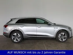 Silber Gebraucht 2020 Audi e-tron Advanced SUV | 21.990 € (Guter Preis)