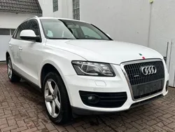 Weiß Gebraucht 2010 Audi Q5 Ambiente SUV | 11.090 € (Fairer Preis)