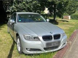 Silber Gebraucht 2010 BMW 320 Limousine | 9.000 € (Teuer)