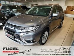 Platinumgrau (m) Gebraucht 2020 Mitsubishi Outlander P-HEV SUV | 19.995 € (Guter Preis)