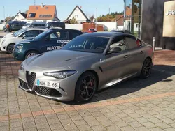 Grau Gebraucht 2019 Alfa Romeo Giulia Limousine | 99.900 €