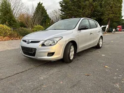 Continental silver Gebraucht 2009 Hyundai i30 Edition+ Kleinwagen | 4.499 € (Fairer Preis)