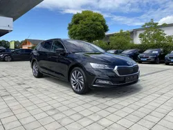 Blackmagic perleffekt Gebraucht 2021 Skoda Octavia Style Kombi | 25.730 € (Fairer Preis)