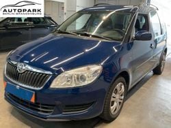 Blau Gebraucht 2014 Skoda Roomster Ambition Kombi | 7.990 € (Fairer Preis)