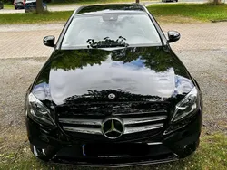 Schwarz Gebraucht 2019 Mercedes C400 Avantgarde Kombi | 27.900 € (Guter Preis)