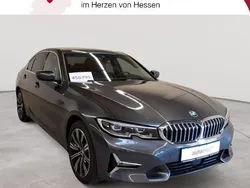 Mineralgrau metallic Gebraucht 2020 BMW 320 Luxury Line Limousine | 28.390 € (Fairer Preis)