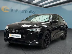 Schwarz Gebraucht 2022 Audi e-tron S-Line SUV | 46.399 € (Teuer)
