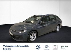Grau Gebraucht 2024 VW Golf VIII Life Kombi | 28.430 € (Fairer Preis)