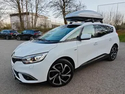 Weiß Gebraucht 2019 Renault Grand Scénic IV Bose Edition Van / Kleinbus | 13.990 € (Fairer Preis)