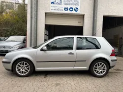 Silber Gebraucht 2000 VW Golf IV Basis Limousine | 3.000 € (Etwas zu teuer)