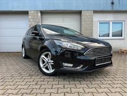 Schwarz Gebraucht 2018 Ford Focus Titanium Kombi | 8.990 € (Superpreis)