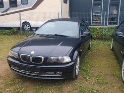 Schwarz Gebraucht 2001 BMW 318 Cabriolet Cabrio | 1.900 €