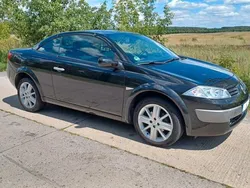 Schwarz Gebraucht 2005 Renault Mégane Cabriolet Dynamique Cabrio | 1.900 € (Guter Preis)