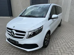 Weiß Gebraucht 2023 Mercedes V250 Edition Van / Kleinbus | 51.990 € (Guter Preis)