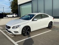 Weiß Gebraucht 2015 Volvo S60 Momentum Limousine | 13.500 € (Fairer Preis)
