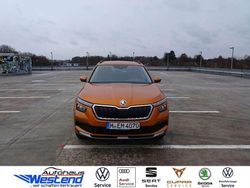 Phoenix orange (metallic) Gebraucht 2024 Skoda Kamiq Style SUV | 22.960 € (Fairer Preis)