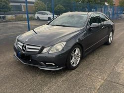 Grau Gebraucht 2009 Mercedes E350 AMG Coupé | 9.500 € (Superpreis)