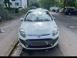 Weiß Gebraucht 2010 Fiat Punto Evo Active Kleinwagen | 4.200 € (Fairer Preis)