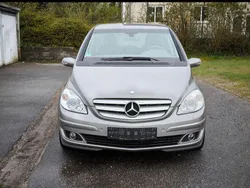 Grau Gebraucht 2007 Mercedes B170 Edition Van / Kleinbus | 7.999 € (Etwas zu teuer)