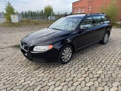 Schwarz Gebraucht 2011 Volvo V70 Kombi | 9.950 € (Fairer Preis)