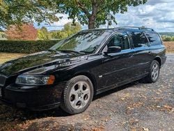 Schwarz Gebraucht 2005 Volvo V70 Momentum Kombi | 2.490 € (Fairer Preis)