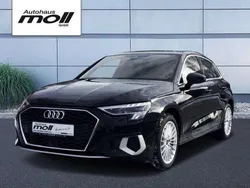 Mythosschwarz metallic Gebraucht 2023 Audi A3 Advanced Plus Limousine | 38.950 €