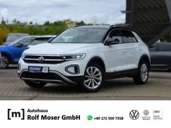 Pure white/deep black perleffekt Gebraucht 2022 VW T-Roc Style SUV | 25.890 € (Etwas zu teuer)