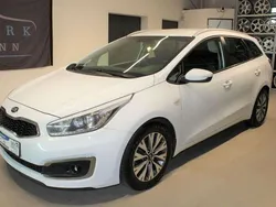 Weiß Gebraucht 2017 Kia Ceed Limousine | 9.699 € (Teuer)