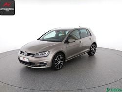 Light brown Gebraucht 2015 VW Golf VII Limousine | 9.480 € (Guter Preis)