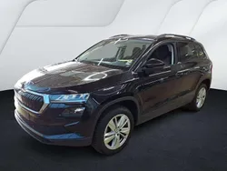 Black magic metallic Gebraucht 2024 Skoda Karoq Selection SUV | 28.330 € (Superpreis)