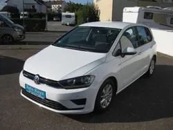 Weiß Gebraucht 2014 VW Golf VII Trendline Limousine | 8.990 € (Fairer Preis)